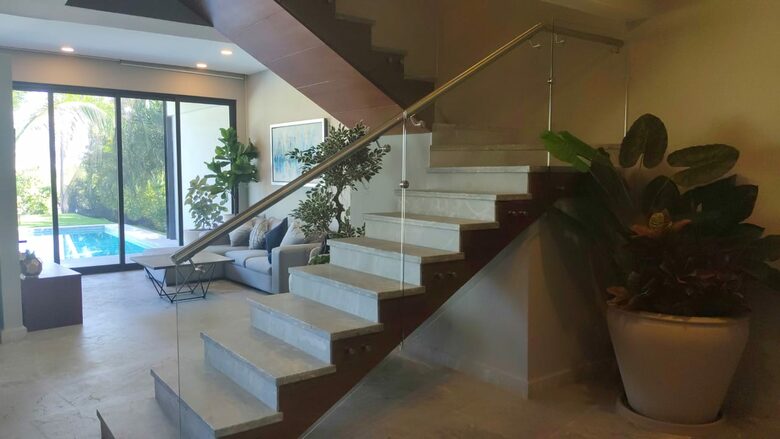 ADHARA - Acapulco de Juarez, Mexico