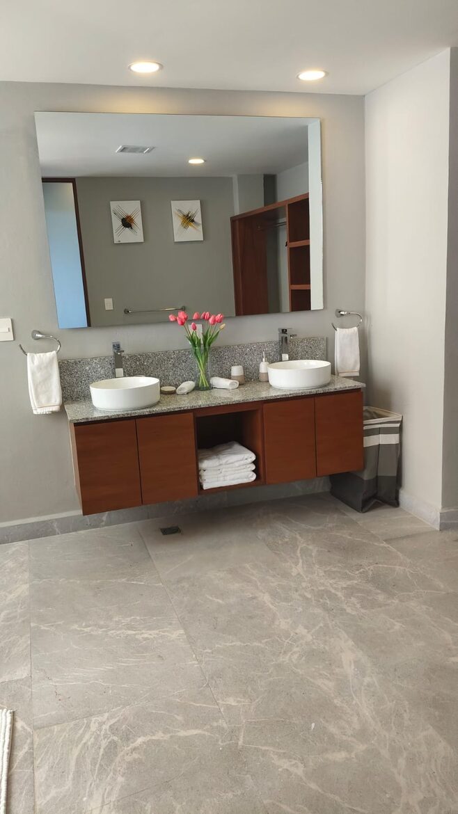 ADHARA - Acapulco de Juarez, Mexico