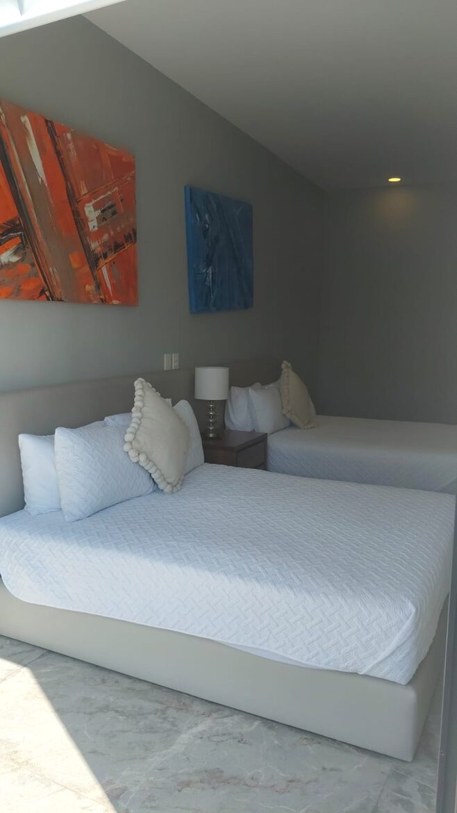 ADHARA - Acapulco de Juarez, Mexico