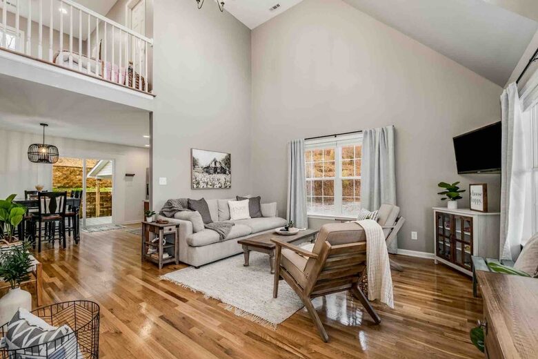 Modern Country Escape Near Arrington Vineyards & Franklin - College Grove, Tennessee