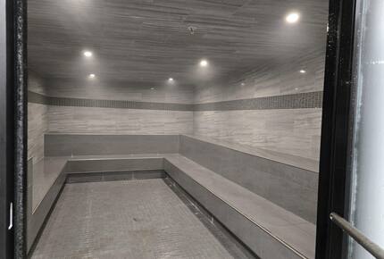 Luxury Retreat at Killington Base with Pool, Spa & Shuttle to Lifts - Killington, Vermont