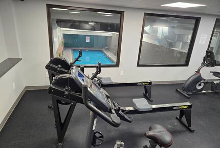 Luxury Retreat at Killington Base with Pool, Spa & Shuttle to Lifts - Killington, Vermont