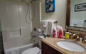 Luxury Retreat at Killington Base with Pool, Spa & Shuttle to Lifts - Killington, Vermont