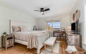 Modern Country Escape Near Arrington Vineyards & Franklin - College Grove, Tennessee