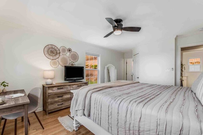 Modern Country Escape Near Arrington Vineyards & Franklin - College Grove, Tennessee