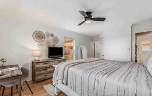 Modern Country Escape Near Arrington Vineyards & Franklin - College Grove, Tennessee