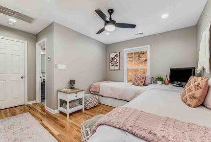 Modern Country Escape Near Arrington Vineyards & Franklin - College Grove, Tennessee