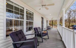 Modern Country Escape Near Arrington Vineyards & Franklin - College Grove, Tennessee