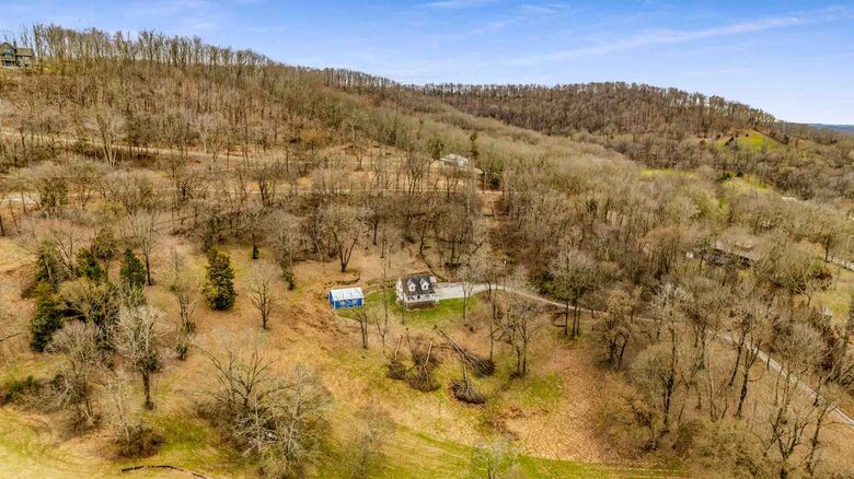 Modern Country Escape Near Arrington Vineyards & Franklin - College Grove, Tennessee