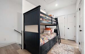 Barefoot Bay Getaway | Stylish Lake Home Near Downtown Winchester - Winchester, Tennessee