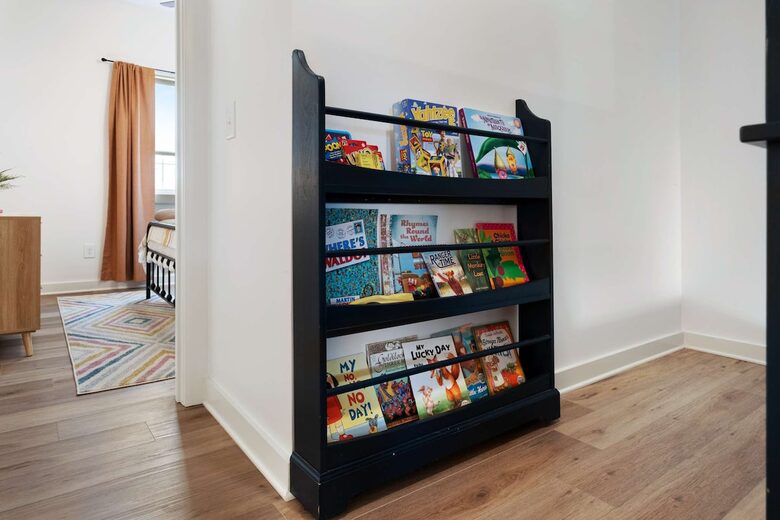 Barefoot Bay Getaway | Stylish Lake Home Near Downtown Winchester - Winchester, Tennessee