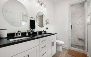 Barefoot Bay Getaway | Stylish Lake Home Near Downtown Winchester - Winchester, Tennessee