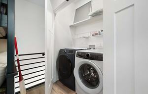 Barefoot Bay Getaway | Stylish Lake Home Near Downtown Winchester - Winchester, Tennessee