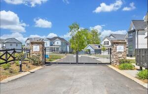 Barefoot Bay Getaway | Stylish Lake Home Near Downtown Winchester - Winchester, Tennessee