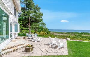 Elegant Coastal Estate on Indian Neck Peninsula - Wareham, Massachusetts