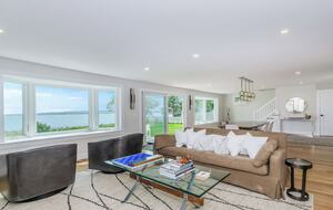 Elegant Coastal Estate on Indian Neck Peninsula - Wareham, Massachusetts