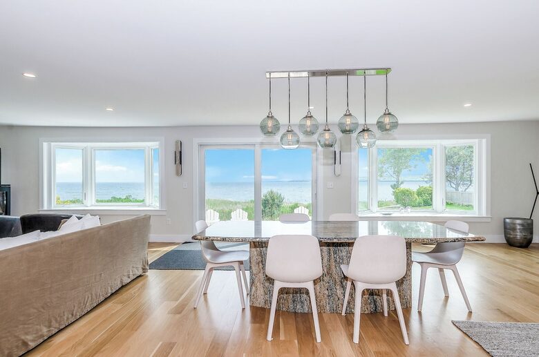 Elegant Coastal Estate on Indian Neck Peninsula - Wareham, Massachusetts