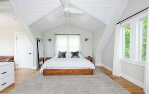 Elegant Coastal Estate on Indian Neck Peninsula - Wareham, Massachusetts