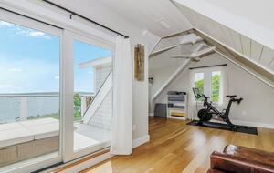 Elegant Coastal Estate on Indian Neck Peninsula - Wareham, Massachusetts