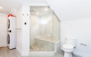 Elegant Coastal Estate on Indian Neck Peninsula - Wareham, Massachusetts