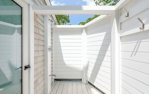 Elegant Coastal Estate on Indian Neck Peninsula - Wareham, Massachusetts