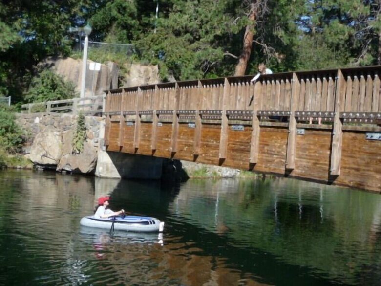 Old Bend River Cottage Retreat - Bend, Oregon
