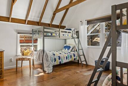 Modern Lake Arrowhead Escape With Stunning Water Views - Lake Arrowhead, California