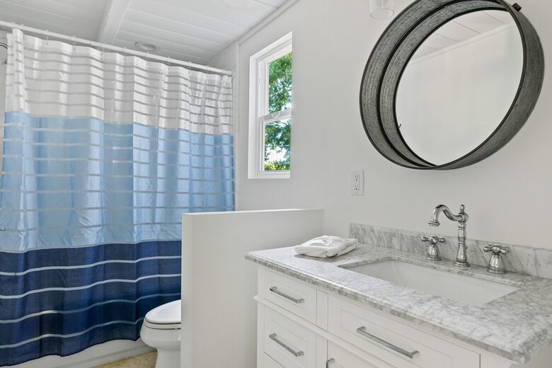 Modern Lake Arrowhead Escape With Stunning Water Views - Lake Arrowhead, California