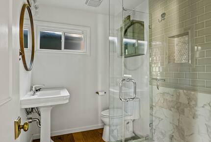 Modern Lake Arrowhead Escape With Stunning Water Views - Lake Arrowhead, California