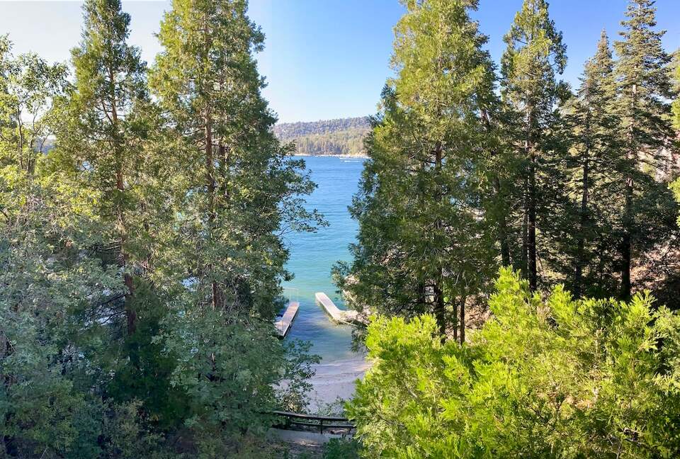 Modern Lake Arrowhead Escape With Stunning Water Views - Lake Arrowhead, California