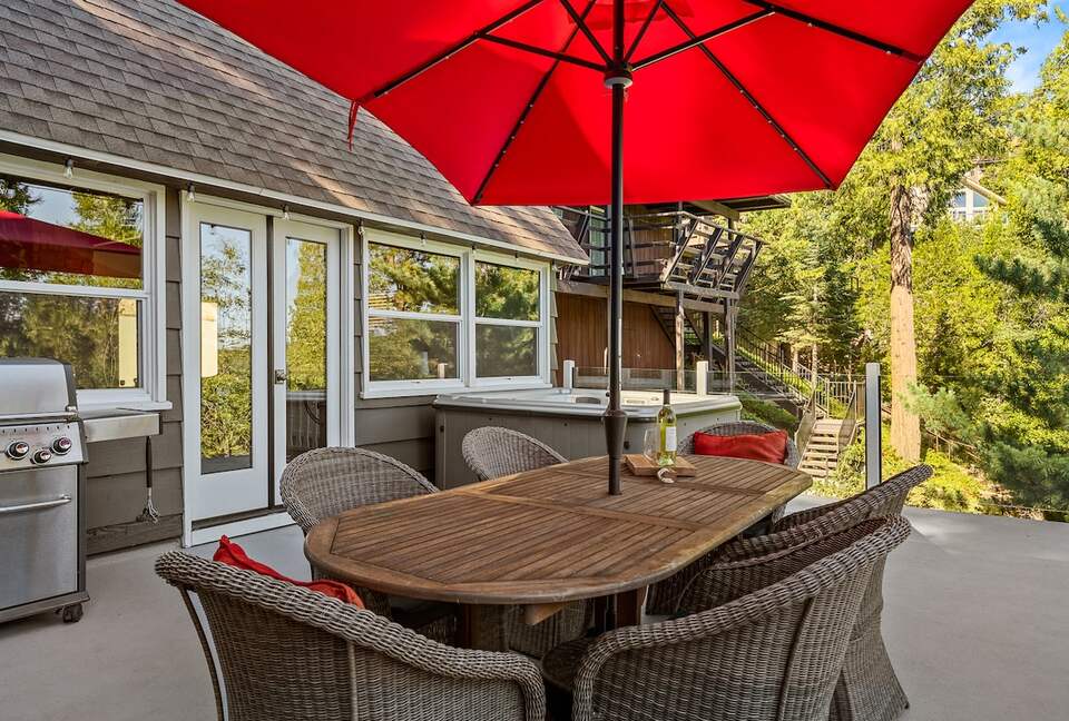 Modern Lake Arrowhead Escape With Stunning Water Views - Lake Arrowhead, California