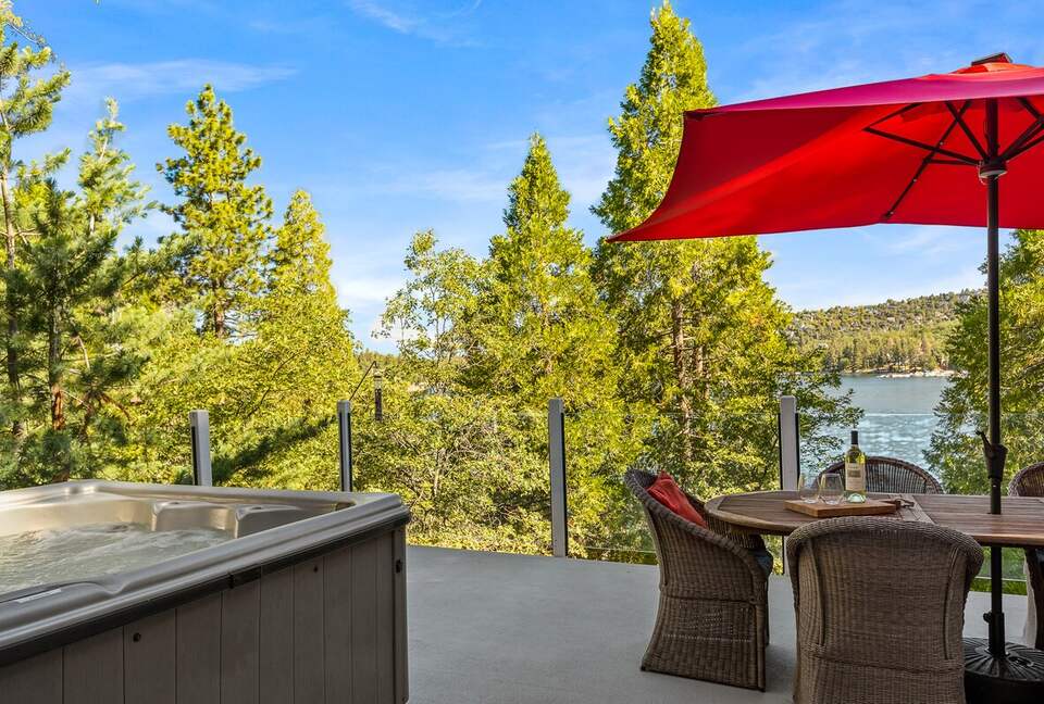 Modern Lake Arrowhead Escape With Stunning Water Views - Lake Arrowhead, California