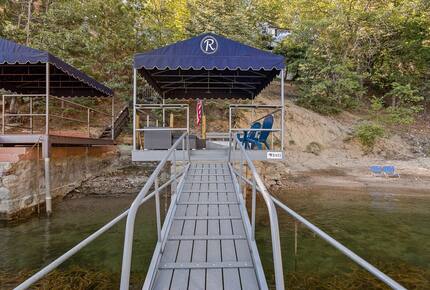 Modern Lake Arrowhead Escape With Stunning Water Views - Lake Arrowhead, California