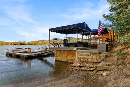 Modern Lake Arrowhead Escape With Stunning Water Views - Lake Arrowhead, California