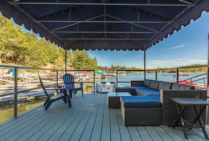 Modern Lake Arrowhead Escape With Stunning Water Views - Lake Arrowhead, California