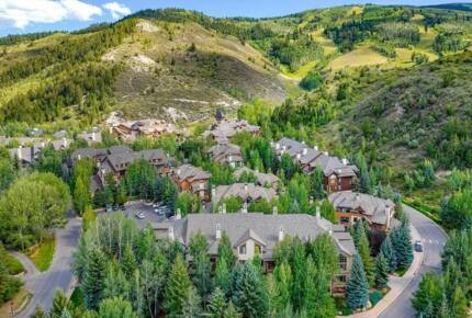 Cozy Village Mountain Retreat for all seasons in Beaver Creek - Edwards, Colorado