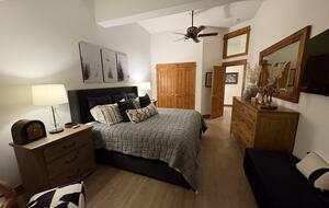 Cozy Village Mountain Retreat for all seasons in Beaver Creek - Edwards, Colorado