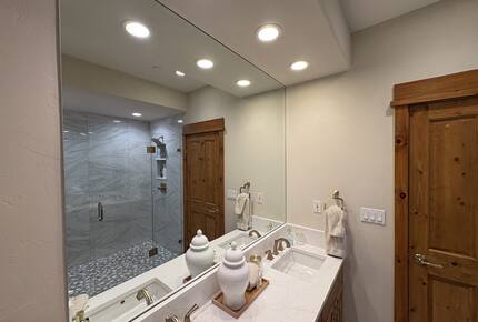 Cozy Village Mountain Retreat for all seasons in Beaver Creek - Edwards, Colorado