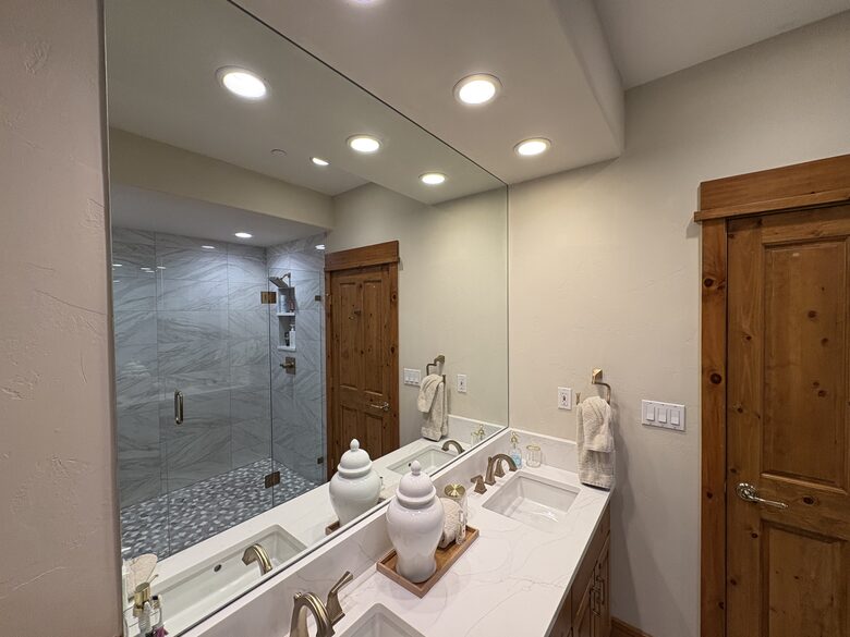 Cozy Village Mountain Retreat for all seasons in Beaver Creek - Edwards, Colorado