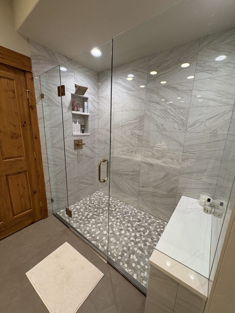 Cozy Village Mountain Retreat for all seasons in Beaver Creek - Edwards, Colorado