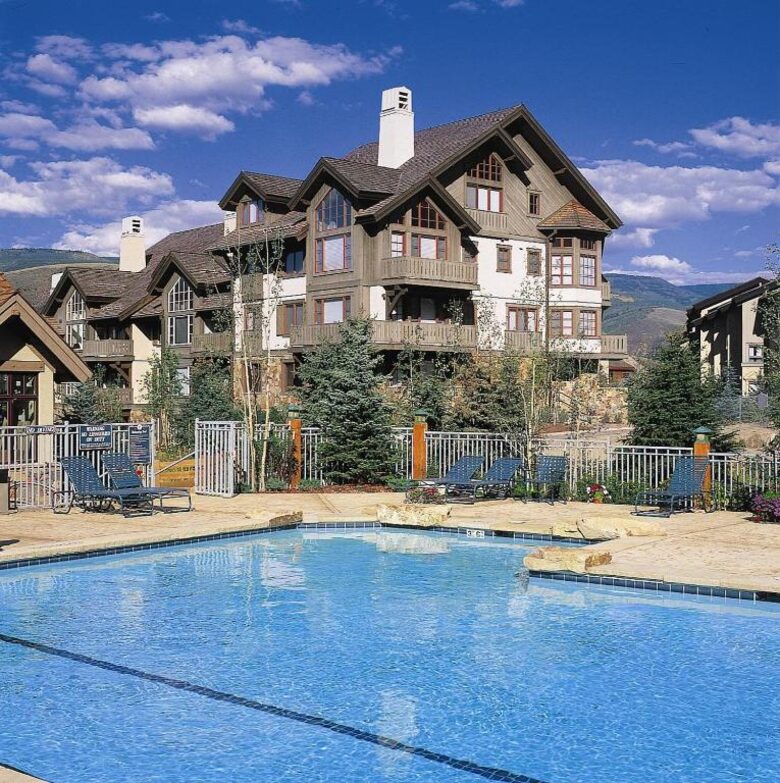 Cozy Village Mountain Retreat for all seasons in Beaver Creek - Edwards, Colorado