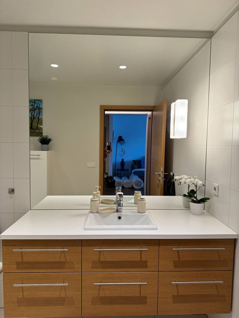 Cozy & Stylish Downtown Apartment - Reykjavík, Iceland