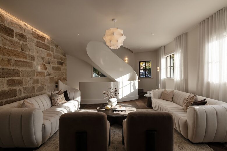 Refined Urban Sanctuary in the Heart of Annandale - Annandale, Australia