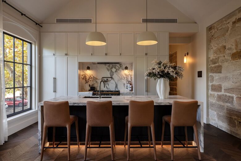 Refined Urban Sanctuary in the Heart of Annandale - Annandale, Australia