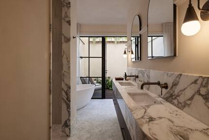 Refined Urban Sanctuary in the Heart of Annandale - Annandale, Australia