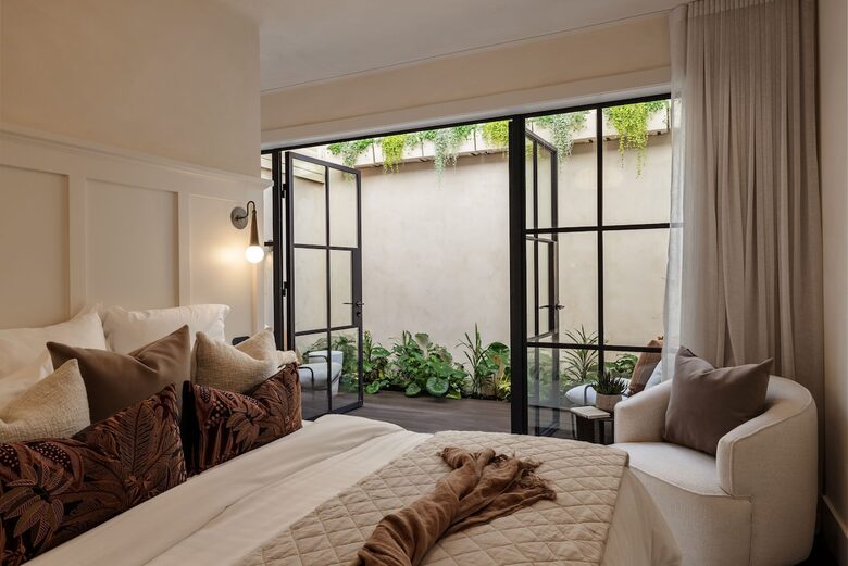 Refined Urban Sanctuary in the Heart of Annandale - Annandale, Australia