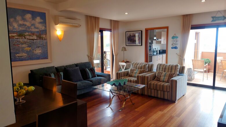 Stylish Baía da Luz Residence with Resort Amenities - Praia da Luz , Lagos, Portugal