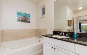 Island Escape | Elegant 3-Bedroom Villa in Gated Ko Olina Community - Kapolei, Hawaii