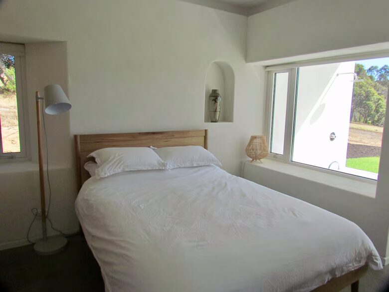 Double bedroom with ocean views