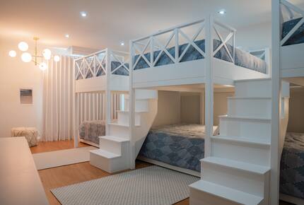 Ground Floor Buck with Six Full Beds